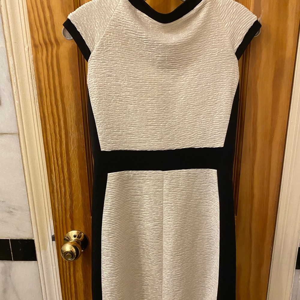 Designer dress - Picture 3 of 4